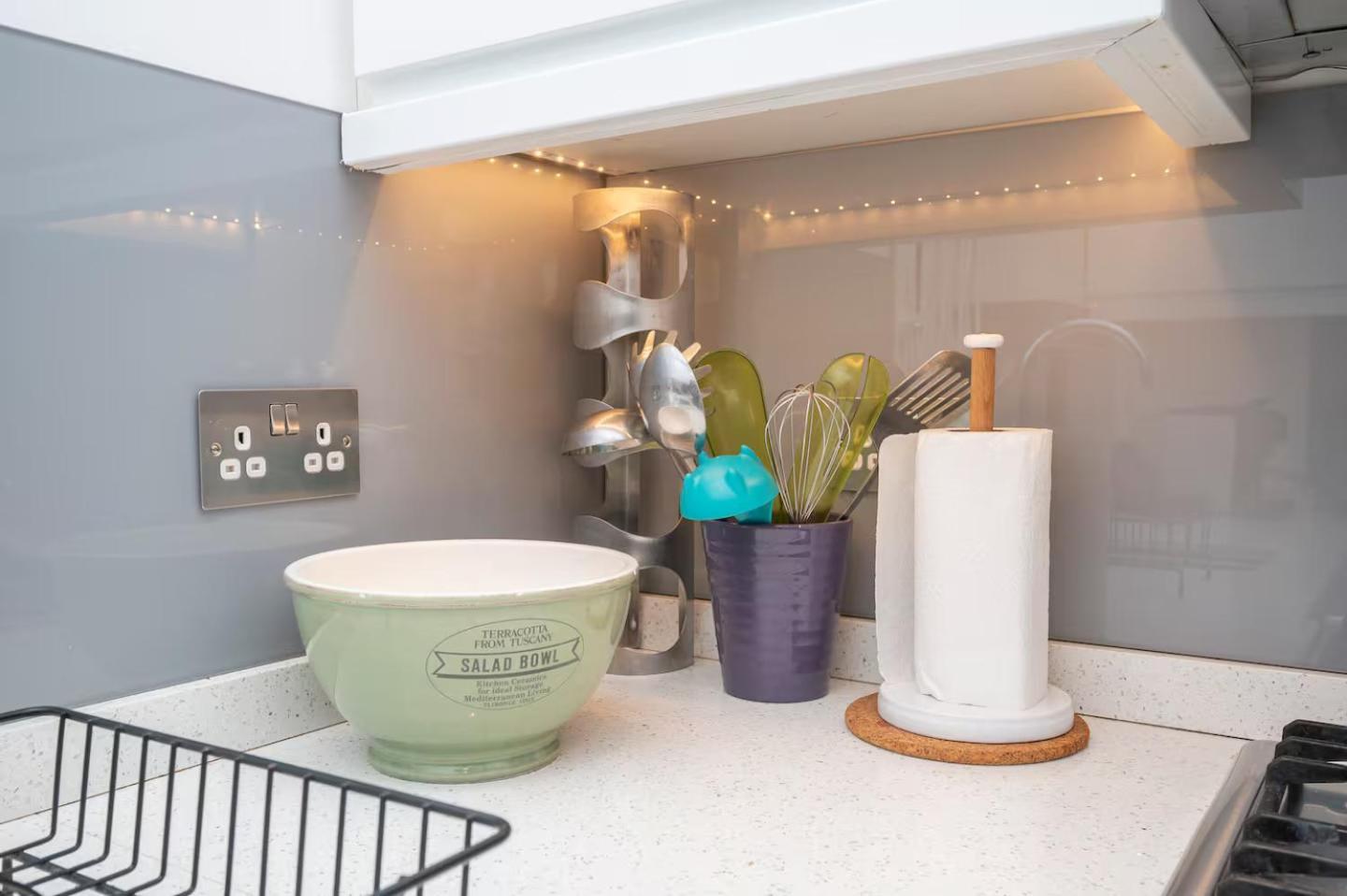 Cosy 1 Bedroom Flat Nestled In De Beauvoir Town Pass The Keys Apartment *